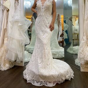 Boho Lace Wedding Dress V neck nude ivory Damaged*